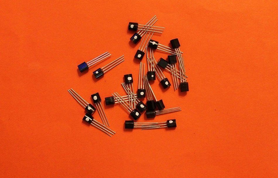 Transistors silicon KT503D analogue BC546A, KSC853R USSR 50 pcs