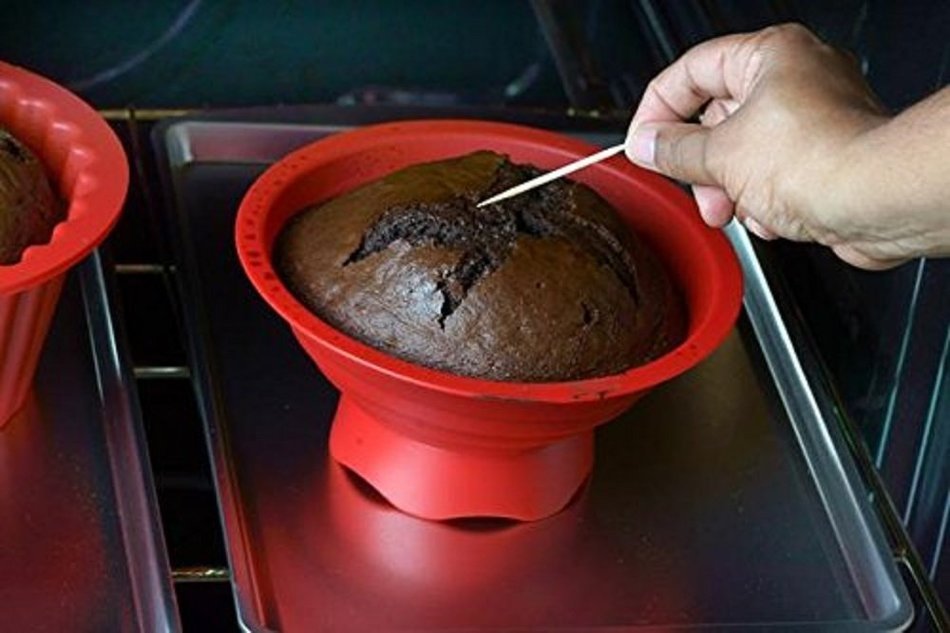 Jumbo Cupcakes Bake Set - 25x Bigger Than a Big Cupcake! - Also Includes Cupcake Recipe Book N6