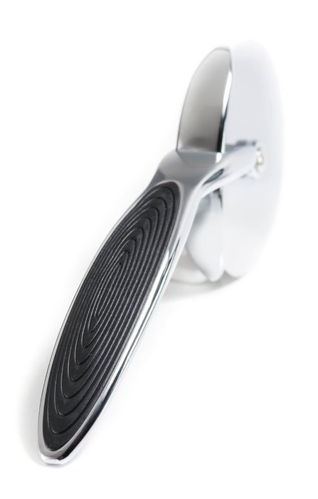 Pizza Cutter Wheel Bakeware Set Brings the Local Parlor Back into Your Home and Dinner Table N3
