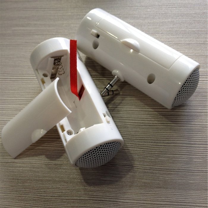 Alloet New Simple Random MiNi Mobile Phone Speaker Amplifiers 3.5 MM Upright Type N3