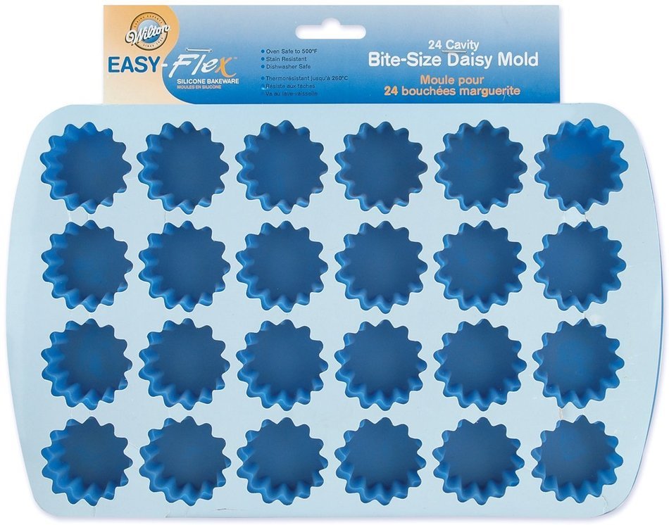 Wilton 2105-4909 Easy Flex Heart 24-Cavity Silicone Mold N5