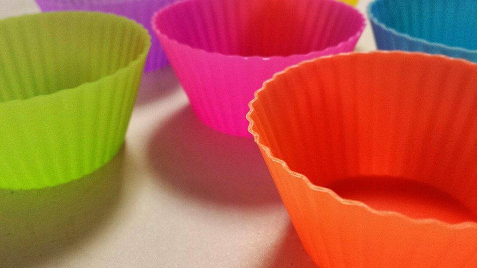 Bestdeal Silicone Baking Cups Standard Non- Stick Food Grade Baking Molds for Muffin Neon Colored Reusable Cup...