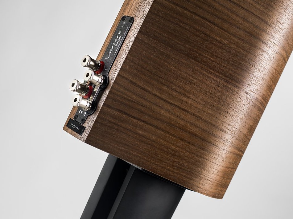 Sonus faber Venere 1.5 Bookshelf Speaker (Pair, Walnut) N11