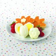 Sweet Creations Spring Flower Egg Mold, 2-Pack, Pink/Blue N2