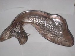 Vintage Metal 4 Cup FISH Jell-O Pate Mold