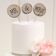 Pixnor Wooden Round Mr Mrs Shabby Chic Rustic Wedding Cake Topper Pick Decoration N3