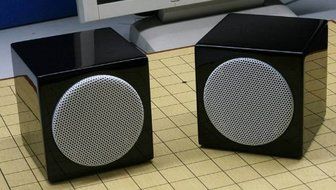 Qinpu DV-2 Mini Full Range Speakers