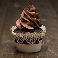Bride Cupcake Wrappers x 100pcs in shimmering ivory white. 22 different wraps to make your wedding or birthday... N19