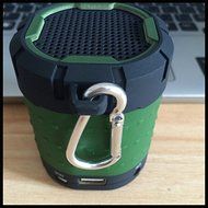 SNEED-Outdoor sports waterproof Bluetooth speaker card engaging bicycle wireless speakers , green