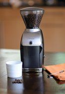 Baratza Virtuoso - Conical Burr Coffee Grinder (with Bin) N3