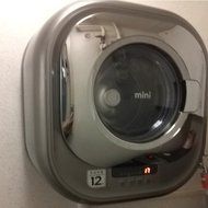 Dawoo DWD-03MAPC Mini Wall mounted Front Load Washer Platinum Silver AC220~240 Korea C type plug