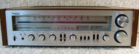 TECHNICS SA-700 Vintage AM/FM Stereo Receiver (1978-79) 100WPC into 8 Ohms