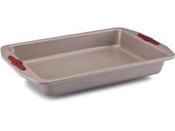Paula 9x13 Cake Pan