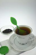Loose Leaf Infuser, Single Serving Tea Maker with Stainless Steel Tea Ball Strainer, Green N10