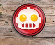 Fred &amp; Friends FUNNY SIDE UP, Skull Egg Mold N5