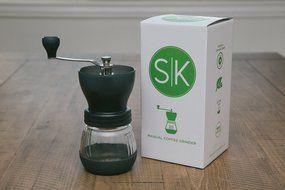 Premium Ceramic Burr Manual Coffee Grinder. Large 100g Capacity Coffee Mill. For Espresso, Pour Over, French Press...