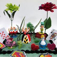 Alice in Wonderland Birthday Cake Topper Set Featuring 5 Alice in Wonderland Figures and Decorative Themed Accessories N7