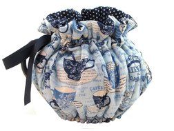 Tea Cozy Fully Lined in Contrast Fabric 8 Cup Size (Mod Cherries) N4