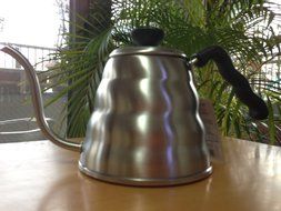 Hario V60 Drip Scale and 1.2 Liter Kettle Bundle N2