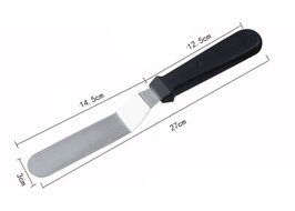 OUMOSI Stainless Steel Offset Icing Spatula Angled Flat Scraper With Plastic Handle 6 Inch (Random Color) N5