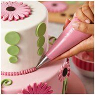 Cake Boss Flower Cake Kit Decorating Tools