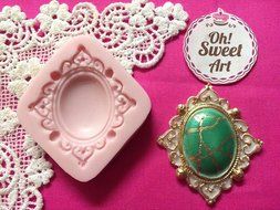 Kerim's Brooch Cupcake Toppers Silicone Mold By Oh! Sweet Art FDA Approved for Food N2