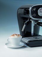 Espressione New Caf&eacute; Retro Espresso Machine, Black N4