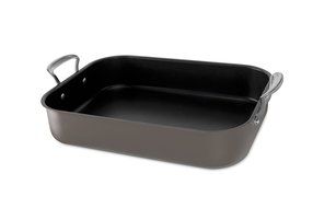 Nordic Ware 41722 Roaster with Rack, X-Large, Black
