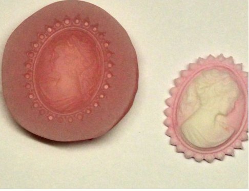 Oasis Supply Medallion Madonna 2 Mold, Silicone