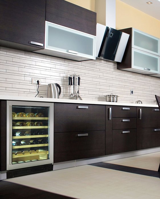 Haier WC200GS 48 Bottle Built-in Wine Cellar N2