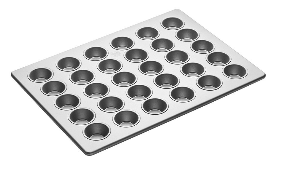 Focus Foodservice Commercial Bakeware 30 Count 1-7/8-Inch Mini-Muffin Pan