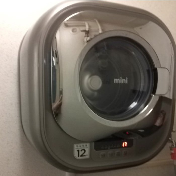 Dawoo DWD-03MAPC Mini Wall mounted Front Load Washer Platinum Silver AC220~240 Korea C type plug