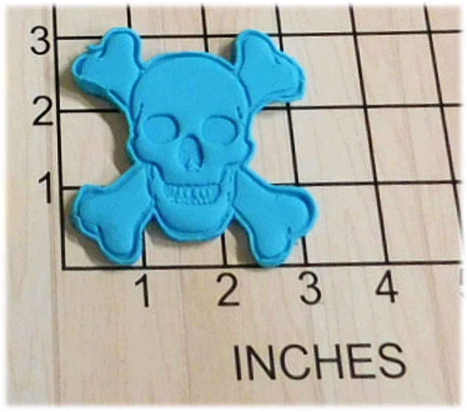 Pirate Skull and Crossbones Fondant Cookie Cutter and Stamp #1016 N2