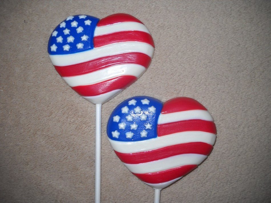 American Flag Theme - Heart Shaped V202