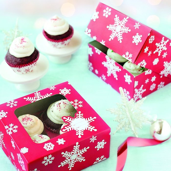 sweet-creations-4-cavity-snowflake-christmas-holiday-cupcake-boxes-red