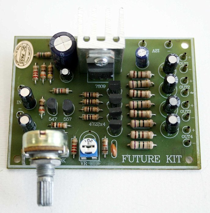 VIDEO AMPLIFIER 1 INPUT TO 4 OUTPUT CHANNELS KIT FA655