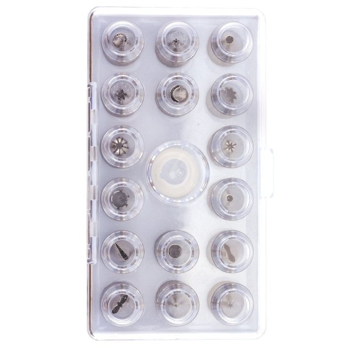 Professional 17-Piece Cake Decorating Tip Set By FancyBakers - Kit Includes 16 Of The Most Popular Stainless Steel... N5
