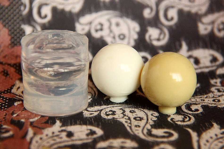 Clear silicone sphere mold for resin ball for jewellery DIY. HQ transparent vacumed silicone. (16 mm)