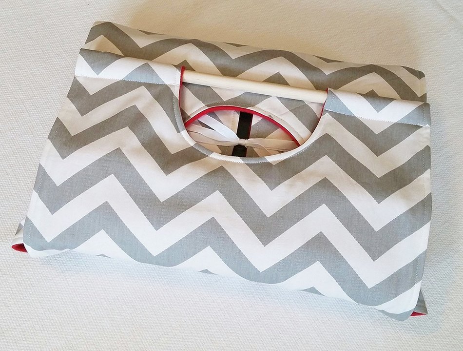 Gray Chevron 9x13 Dish Tote, FREE Shipping, Can be Personalized Silver and White ZigZag Stripe N6
