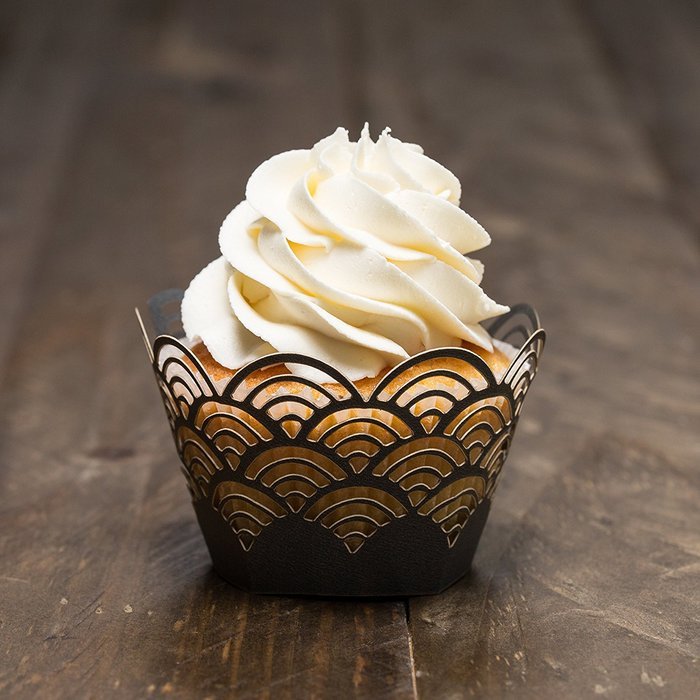 Bride Cupcake Wrappers x 100pcs in shimmering ivory white. 22 different wraps to make your wedding or birthday... N40