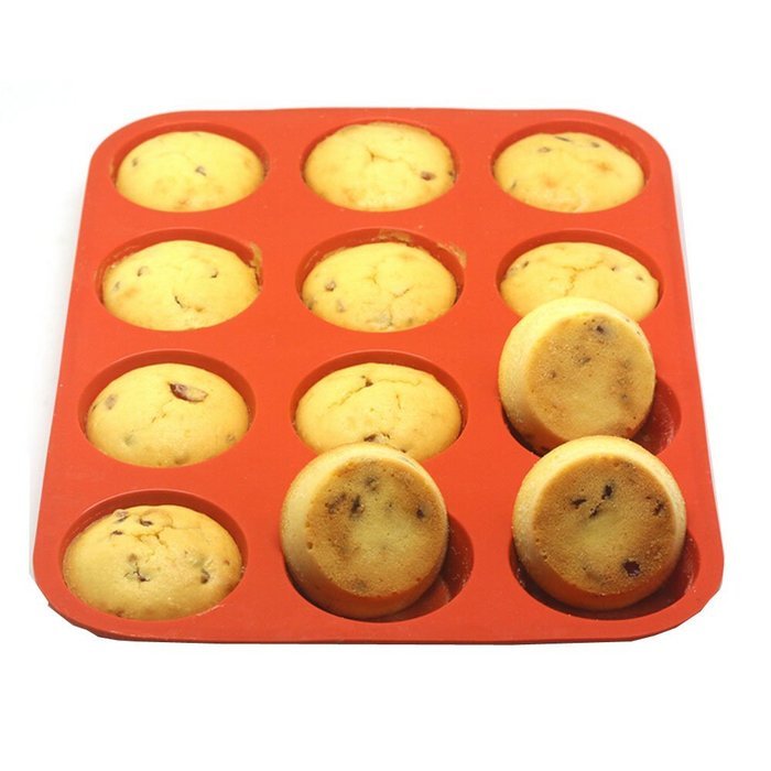 12 Cup Muffin & Cupcake Baking Pan / Nonstick / Microwave Safe / Silicone N6