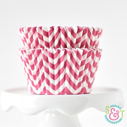 Chevron Navy BakeBright Greaseproof Cupcake Liners N8