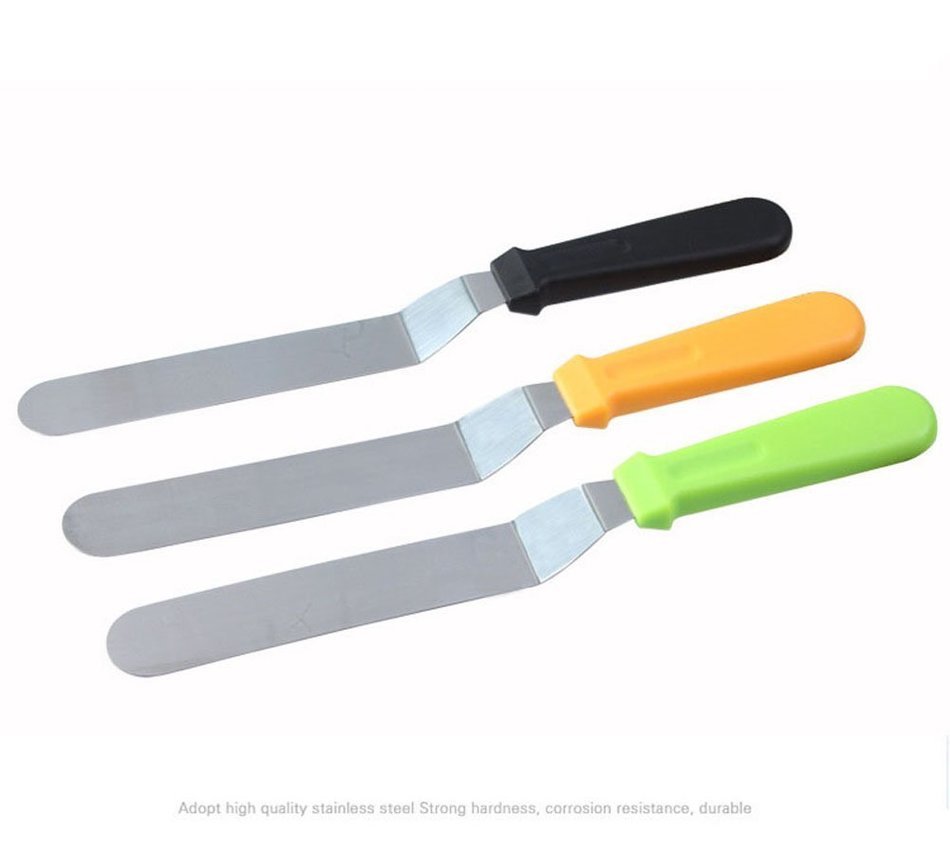 OUMOSI Stainless Steel Offset Icing Spatula Angled Flat Scraper With Plastic Handle 6 Inch (Random Color) N6