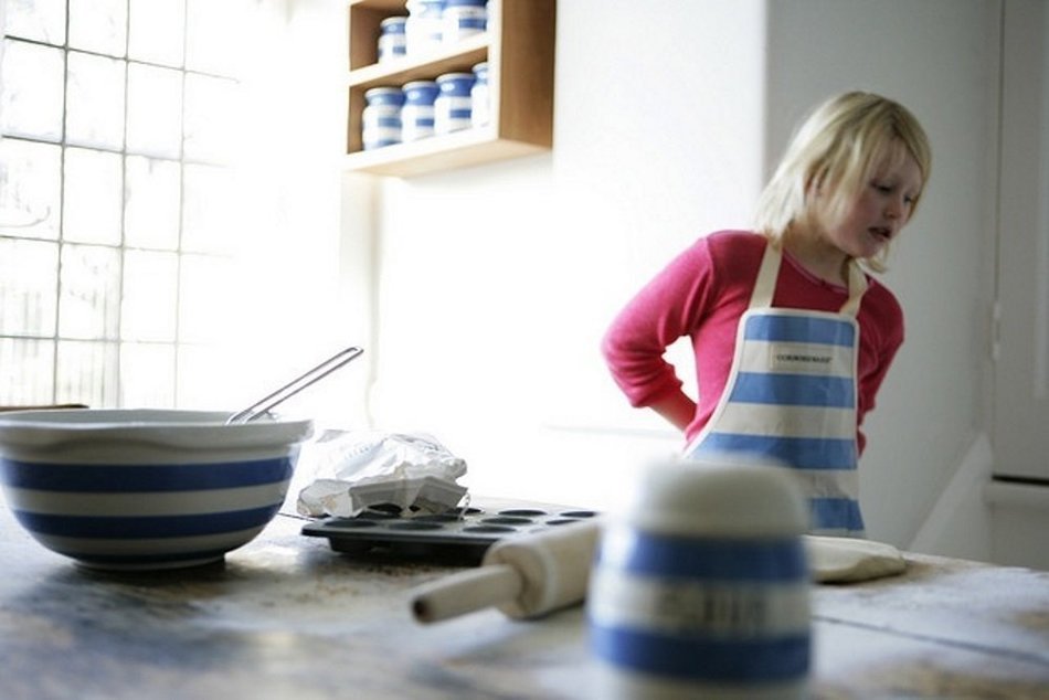 T&G Cornishware Blue and White Striped Tea Cosy Cozie 7CNH04