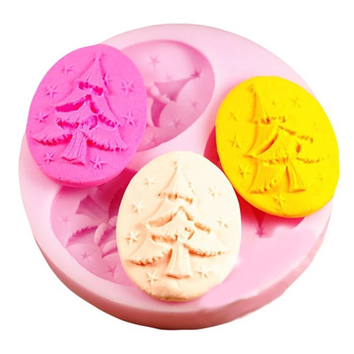 PIAGO 1 Pcs 3 Cavity Mini Christmas Tree Fondant Mold Silicone Resin Sugar Mini Moulds Craft Molds DIY Cake Decorating