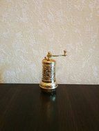 Armenian Coffee Grinder, 3 Different Colors, 4.2&#039;&#039; Spice Grinder, Pepper Mill (Copper) N2
