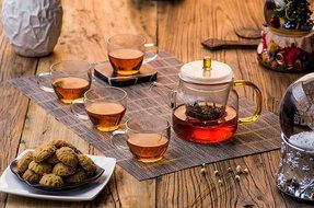 Ceramic Story Heat Resistant Borosilicate Glass Teakettles with 4 Teacups,Stovetop Safe (5, 450ml) N3