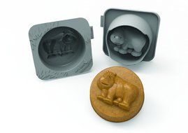 Siliconezone 4.3&quot; Non-Stick Silicone Rhinoceros Mini Cake Mold, Grey N13