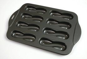 Kitchen, Dining &amp; Bar Nonstick 8-Cavity Swirl Donut Cake Pretzel Pan