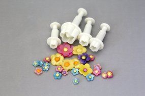 Sorcery Products Fondant Tool Set 4 FLOWER plunger Set N3